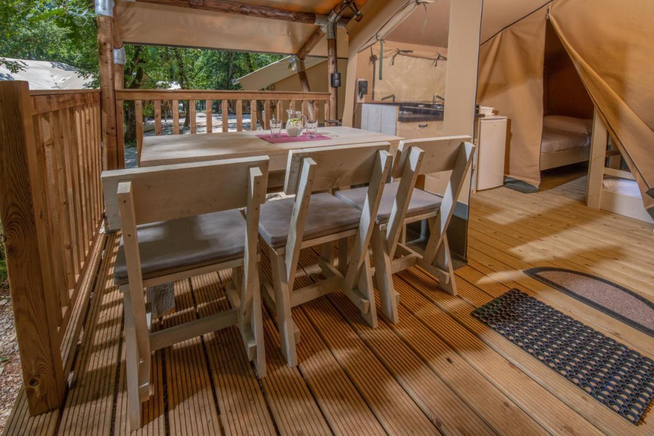 Vacanceselect Premium Lodge Polari Ровінь Екстер'єр фото