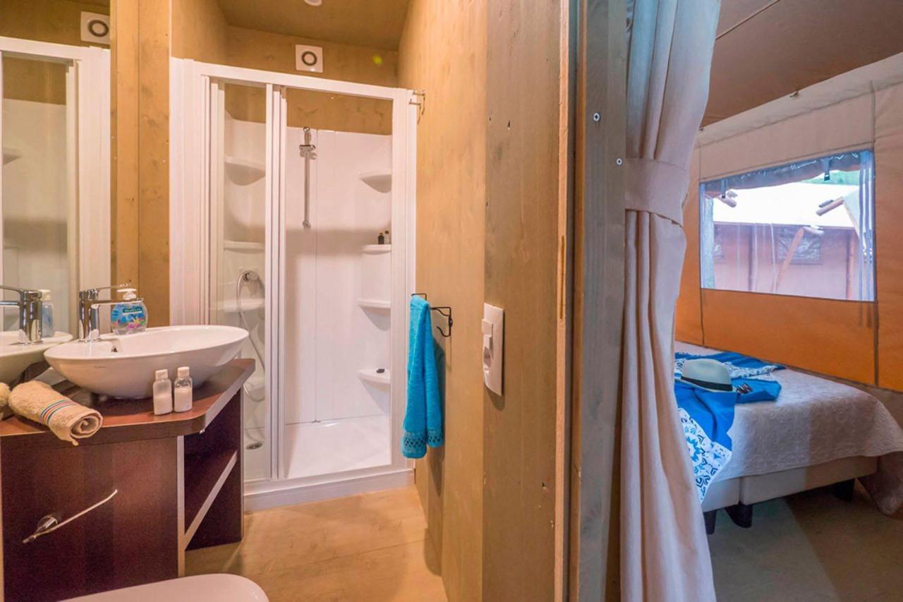 Vacanceselect Premium Lodge Polari Ровінь Екстер'єр фото