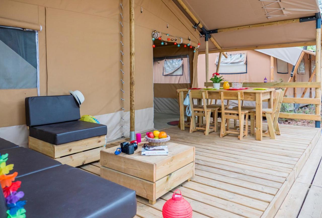 Vacanceselect Premium Lodge Polari Ровінь Екстер'єр фото