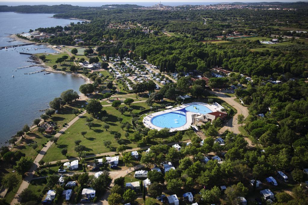 Vacanceselect Premium Lodge Polari Ровінь Екстер'єр фото