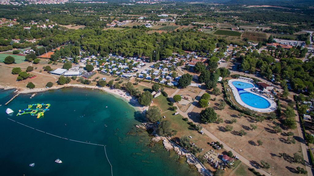 Vacanceselect Premium Lodge Polari Ровінь Екстер'єр фото
