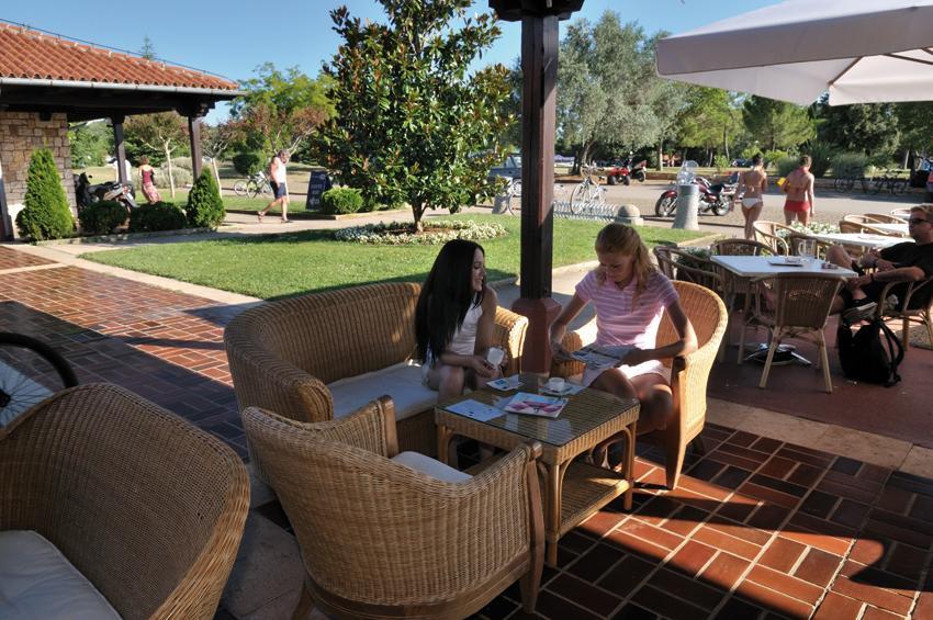 Vacanceselect Premium Lodge Polari Ровінь Екстер'єр фото