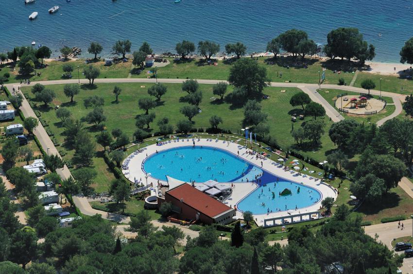 Vacanceselect Premium Lodge Polari Ровінь Екстер'єр фото