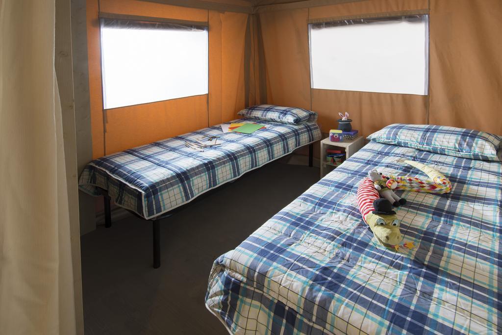 Vacanceselect Premium Lodge Polari Ровінь Екстер'єр фото
